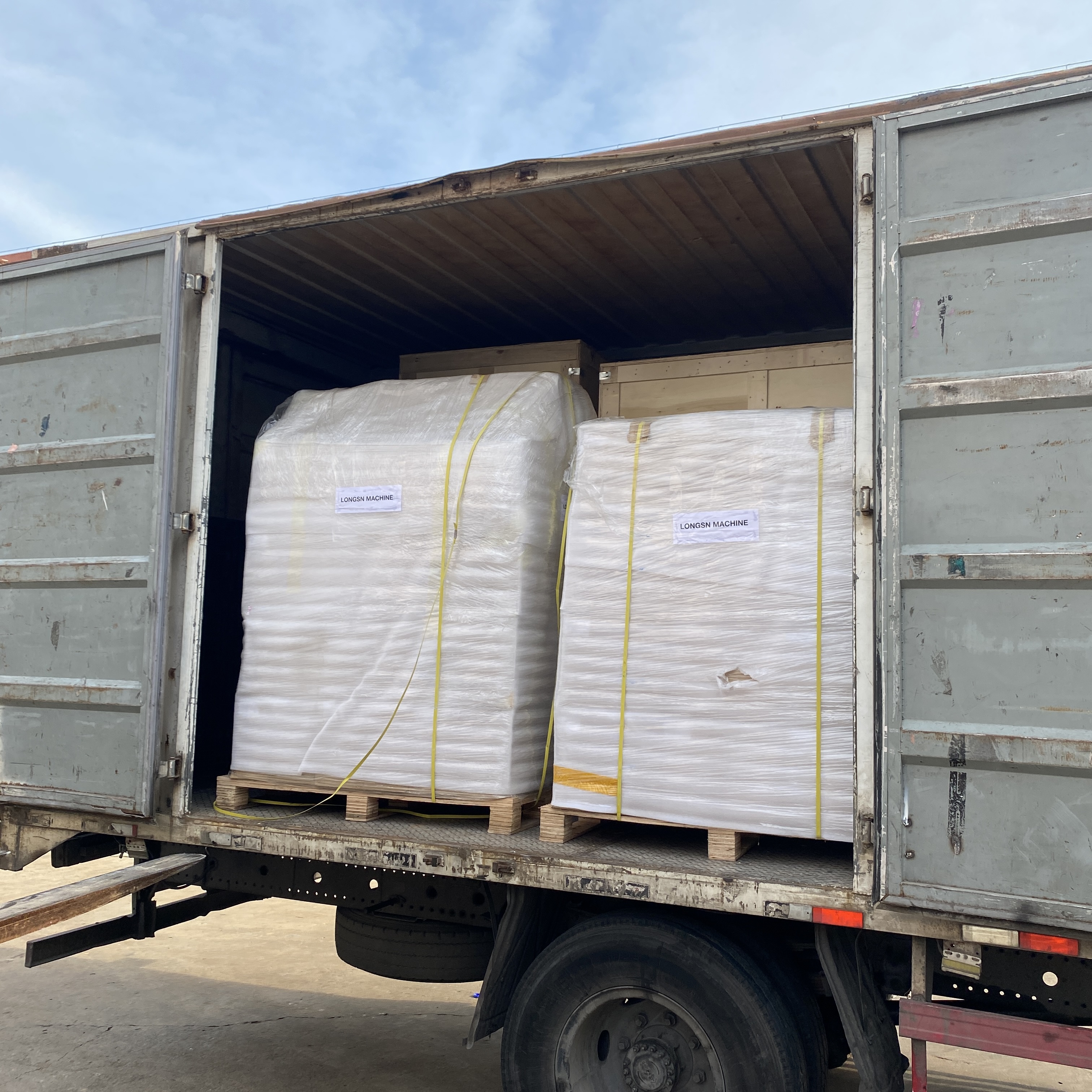 kupakb&eacute;l&eacute;s 