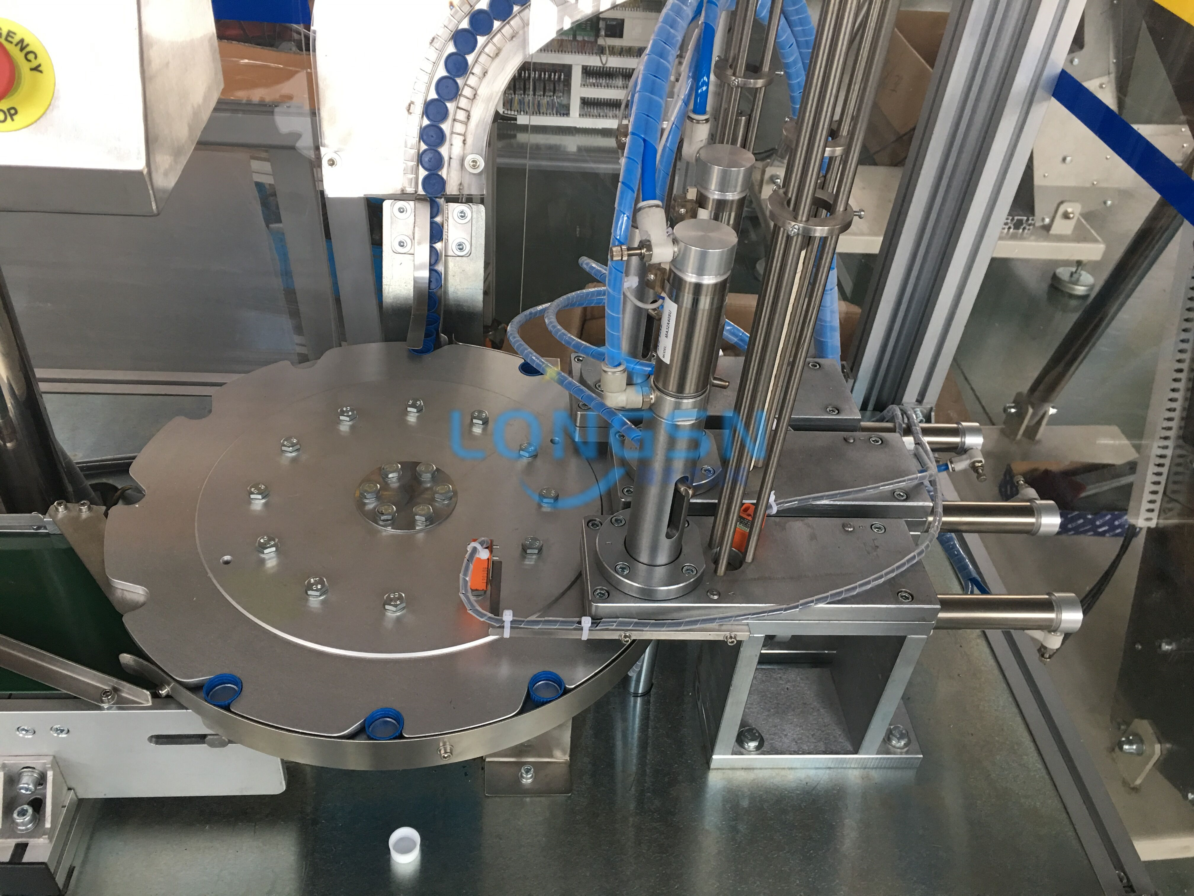 kupakb&eacute;l&eacute;s