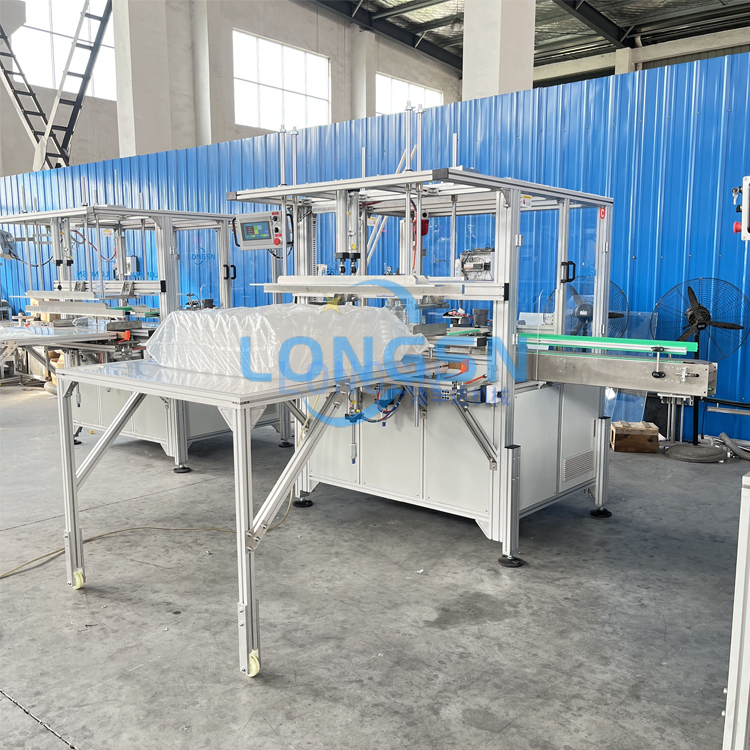 kis&aacute;llat -palack zs&aacute;kol&oacute;g&eacute;p