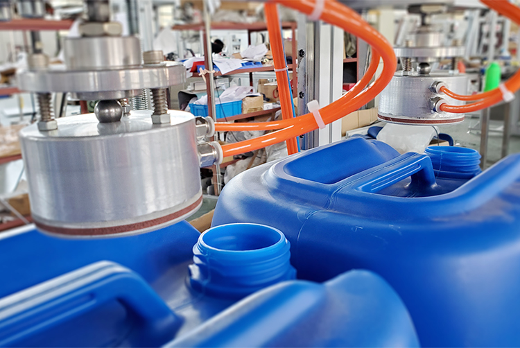 Jerrycan sziv&aacute;rg&aacute;s tesztelő