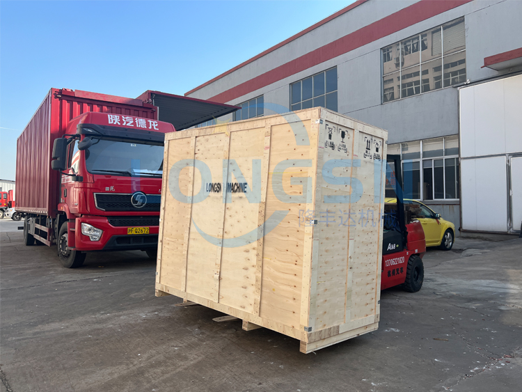 kupakb&eacute;l&eacute;sv&aacute;g&oacute; besz&uacute;r&aacute;s