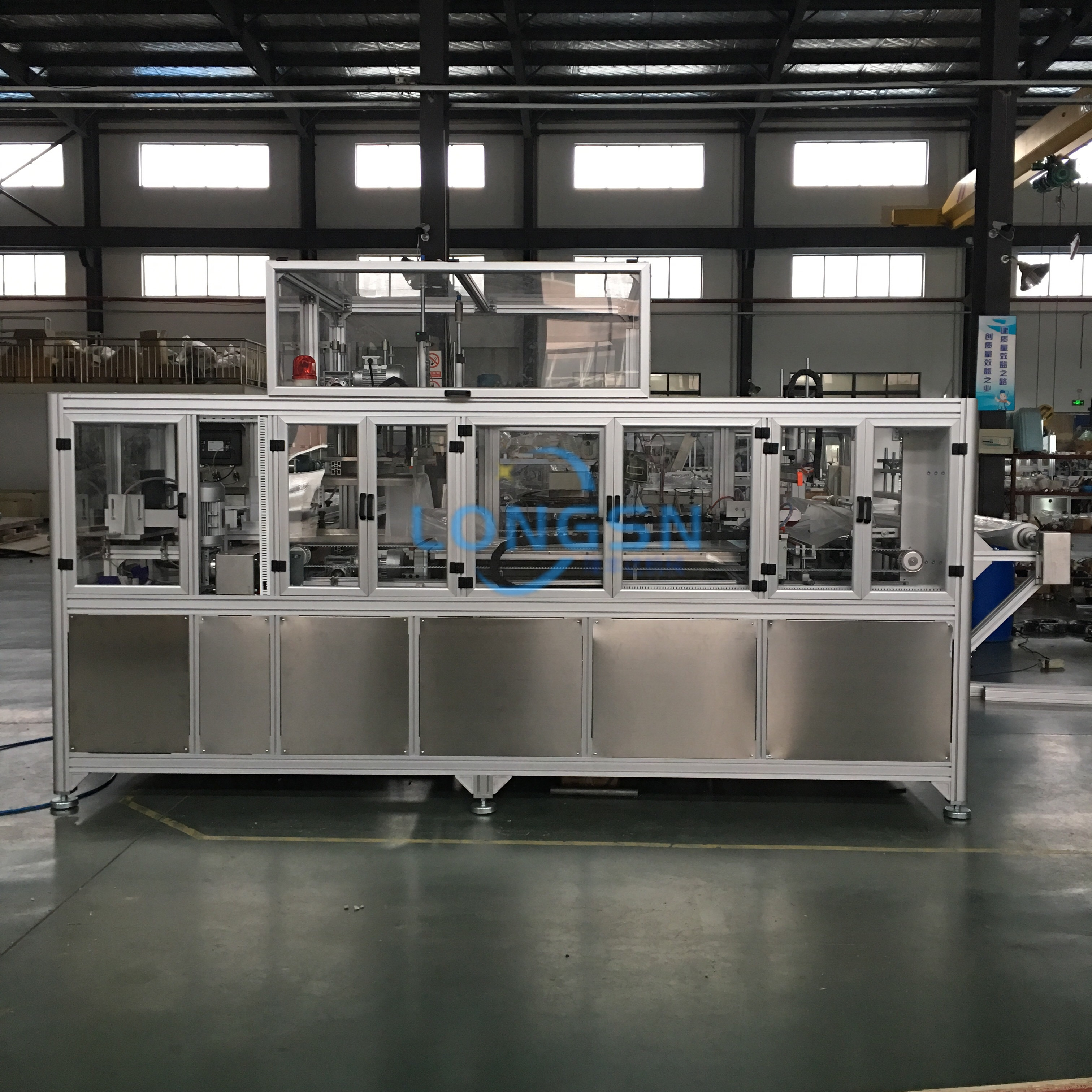 &Uuml;res palackcsomagol&oacute;g&eacute;p