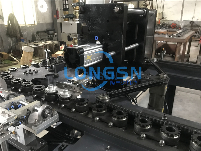 kis&aacute;llat -f&uacute;j&oacute; g&eacute;p