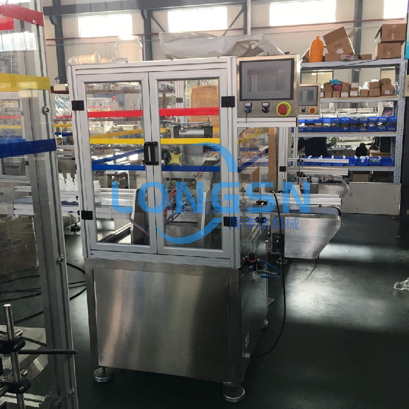 műanyag palackv&aacute;g&oacute; g&eacute;p